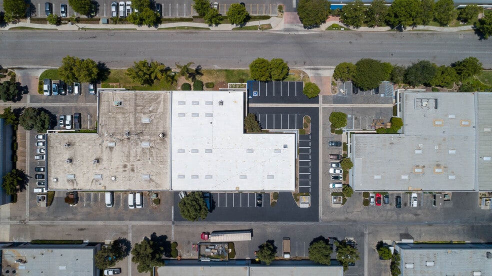 More Photos Of 220 Bernoulli Cir, Oxnard Manufacturing For Sale