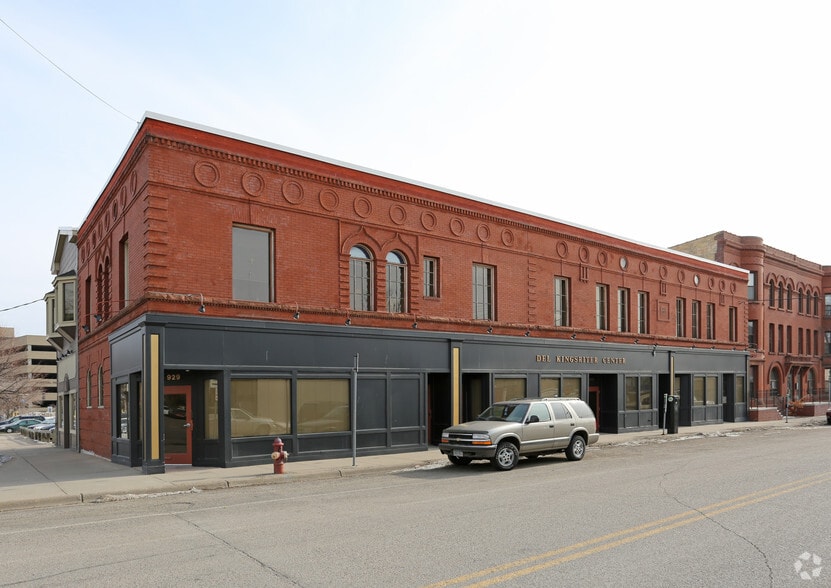 Primary Photo Of 800-810 10th St S, Minneapolis General Retail For Sale