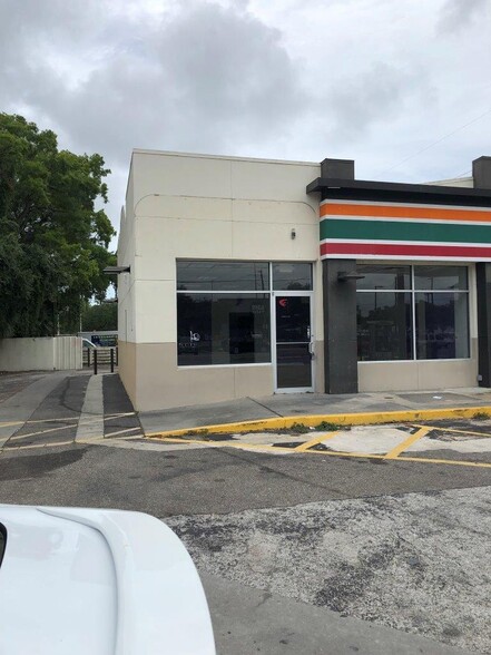 Primary Photo Of 4320 N Armenia Ave, Tampa Convenience Store For Lease
