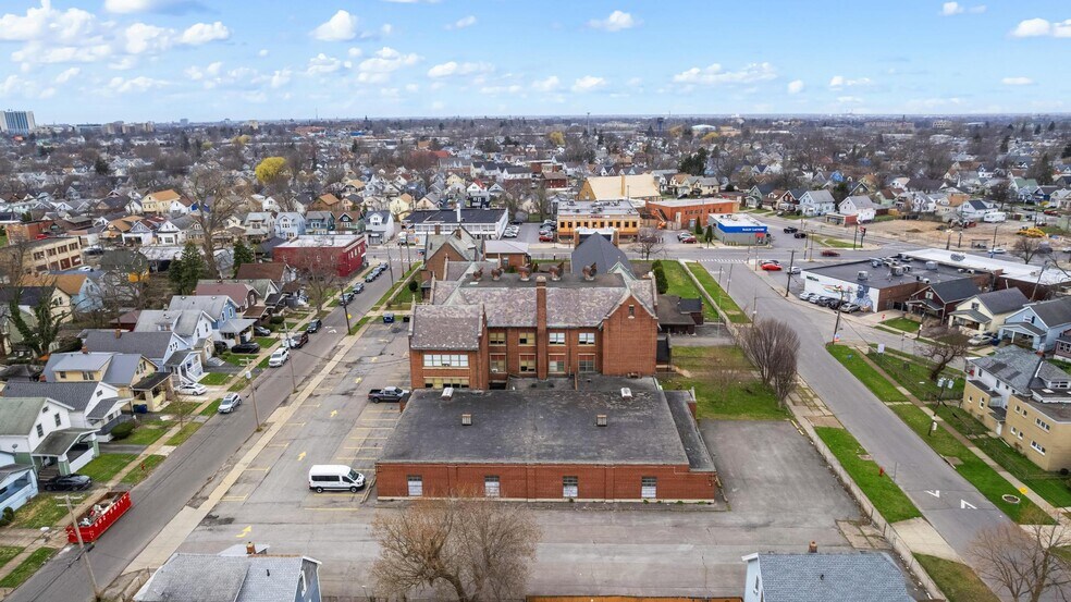 More Photos Of 21 Davidson Ave, Buffalo Schools For Sale