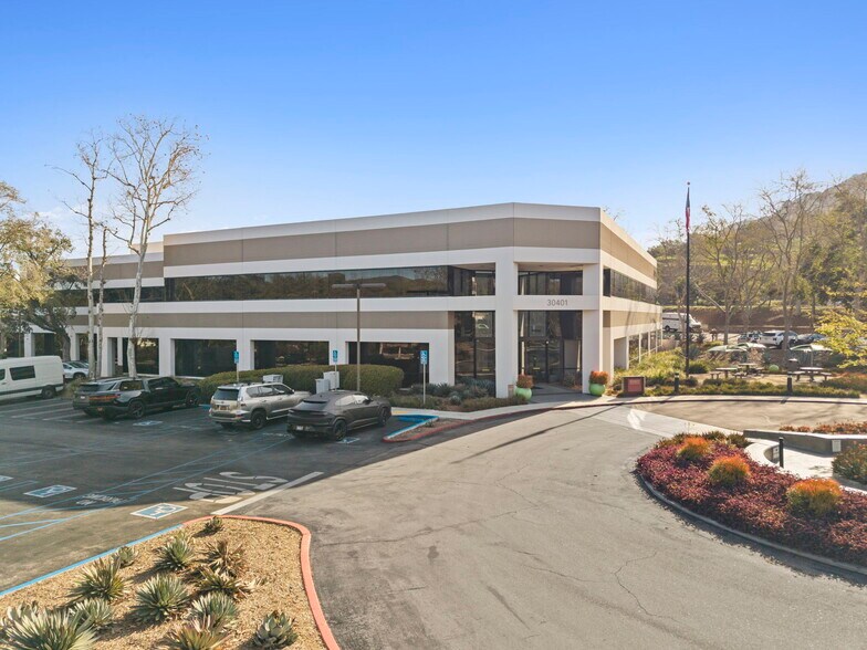 More Photos Of 30401 Agoura Rd, Agoura Hills Unknown For Lease