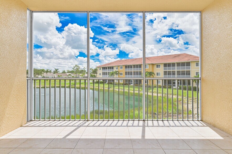 More Photos Of 10000-10030 Maddox Ln, Bonita Springs Apartments For Sale