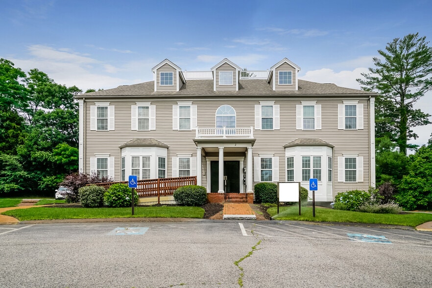 More Photos Of 100 Schoosett St, Pembroke Office For Sale