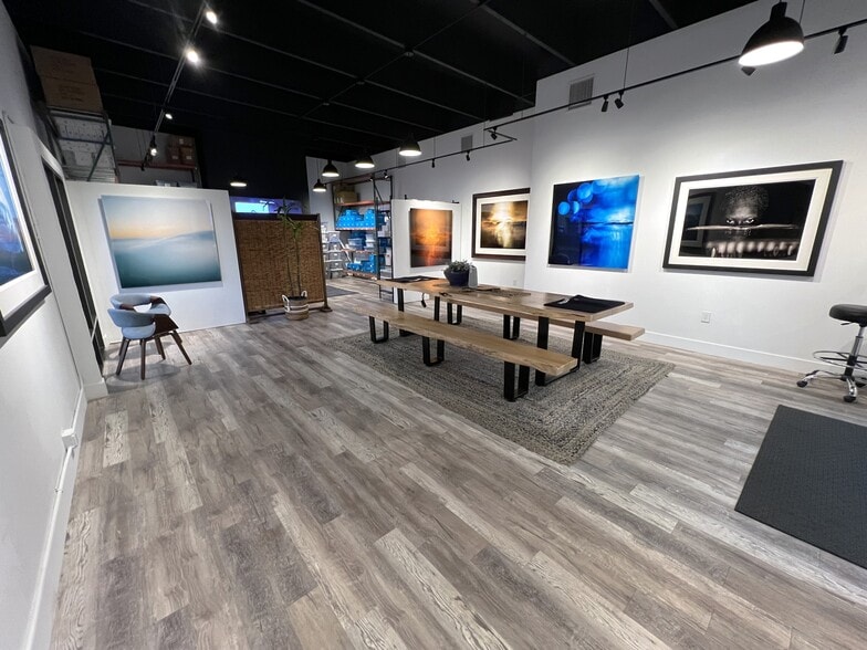 More Photos Of 18429-18437 Amistad St, Fountain Valley Flex For Lease