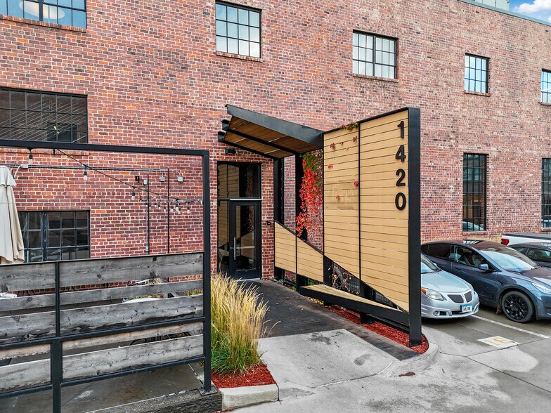 More Photos Of 1420 Locust St, Des Moines Office For Lease