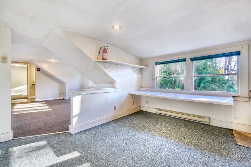 More Photos Of 1342 Main St, Walpole Medical For Sale