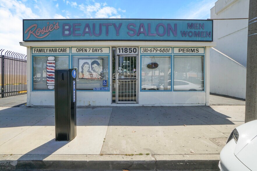 More Photos Of 11850 Hawthorne Blvd, Hawthorne Storefront Retail Residential For Sale