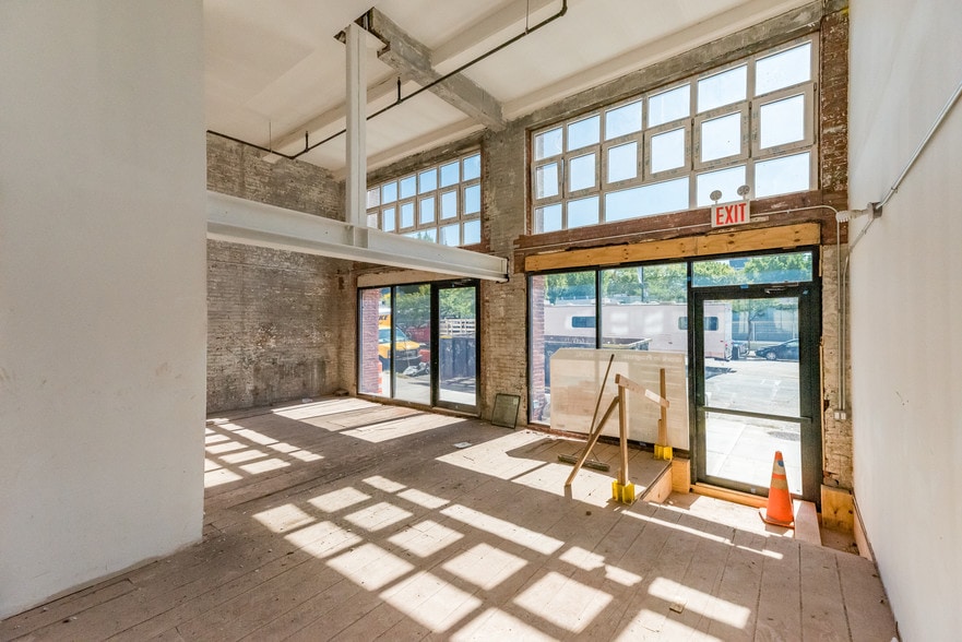 More Photos Of 5-33 48th Ave, Long Island City Apartments For Lease