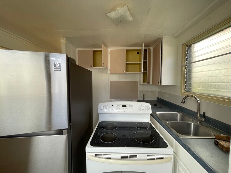 More Photos Of 1077 Kinau St, Honolulu Multifamily For Sale
