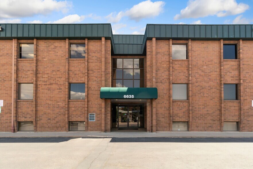 More Photos Of 6635 S Dayton St, Greenwood Village Office Residential For Sale