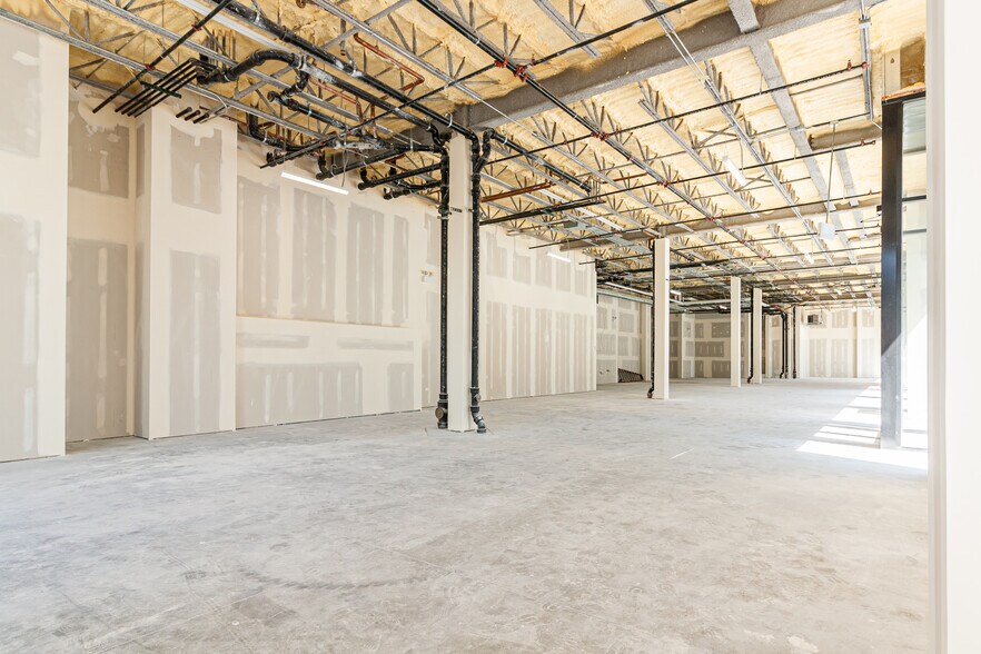 More Photos Of 1710 N Western Ave, Chicago Apartments For Lease