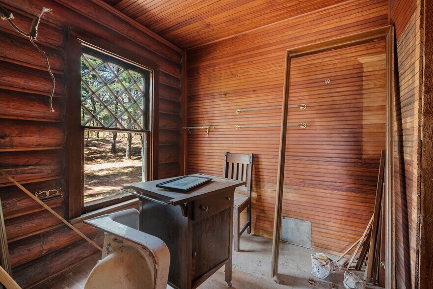More Photos Of 1098 340th Ave, Frederic Specialty For Sale