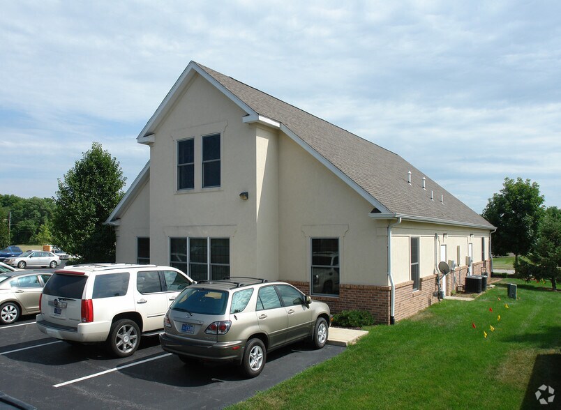 More Photos Of 2601 Chicago St, Valparaiso Loft Creative Space For Sale