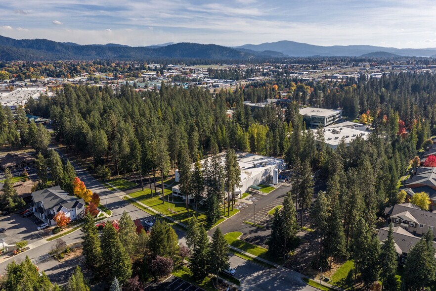 More Photos Of 750 W Canfield Ave, Coeur d'Alene Industrial For Sale