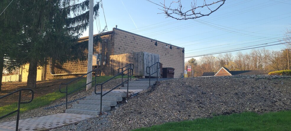 More Photos Of 1669 N Atherton St, State College Freestanding For Sale