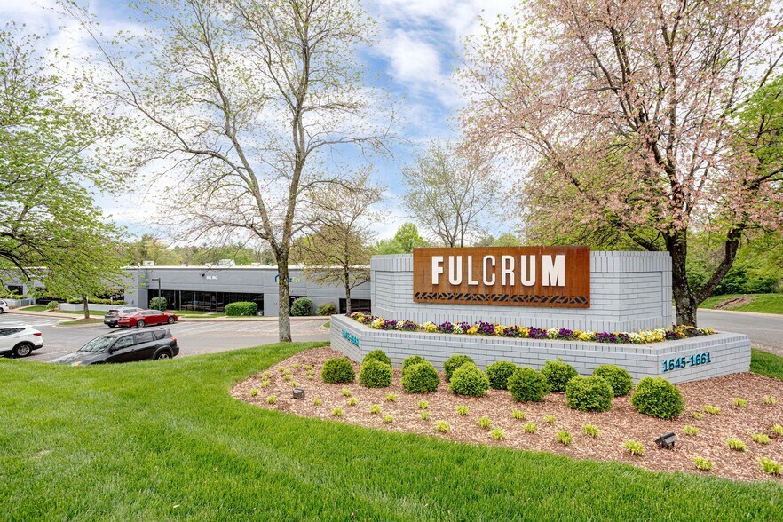 More Photos Of 1645 Murfreesboro Rd, Nashville Office For Lease