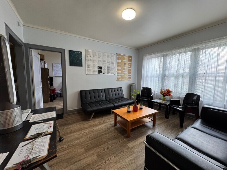More Photos Of 7342 Kingston Ave, Chicago Apartments For Sale