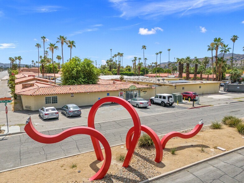 More Photos Of 526 S Warm Sands Dr, Palm Springs Hotel For Sale