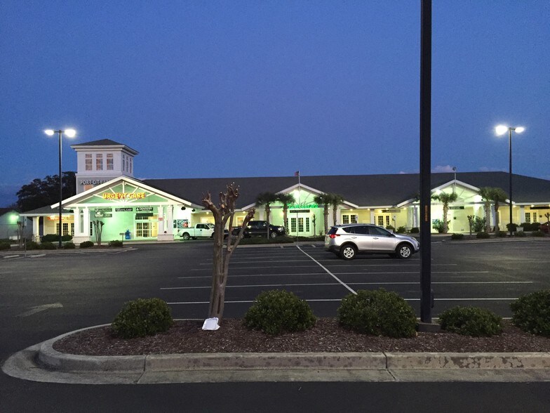 More Photos Of 1328 N Lake Park Blvd, Carolina Beach Medical For Lease