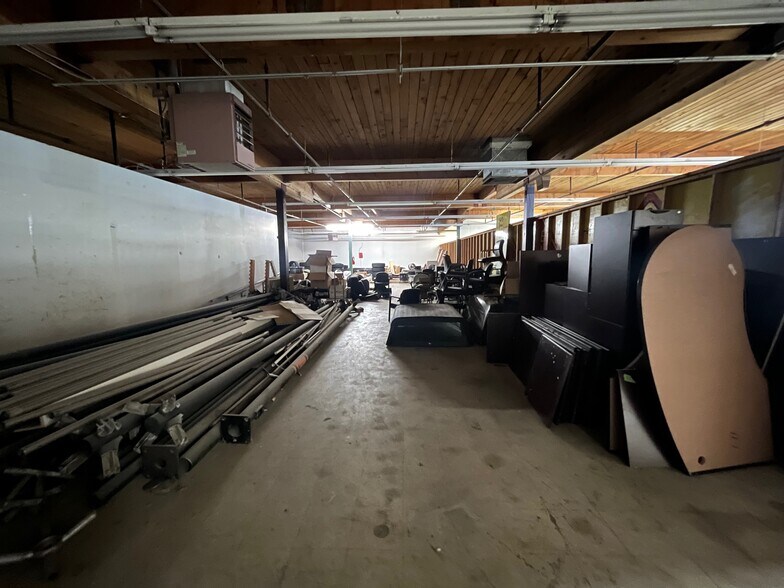 More Photos Of 1200 S Canyon Rd, Ellensburg Auto Dealership For Sale