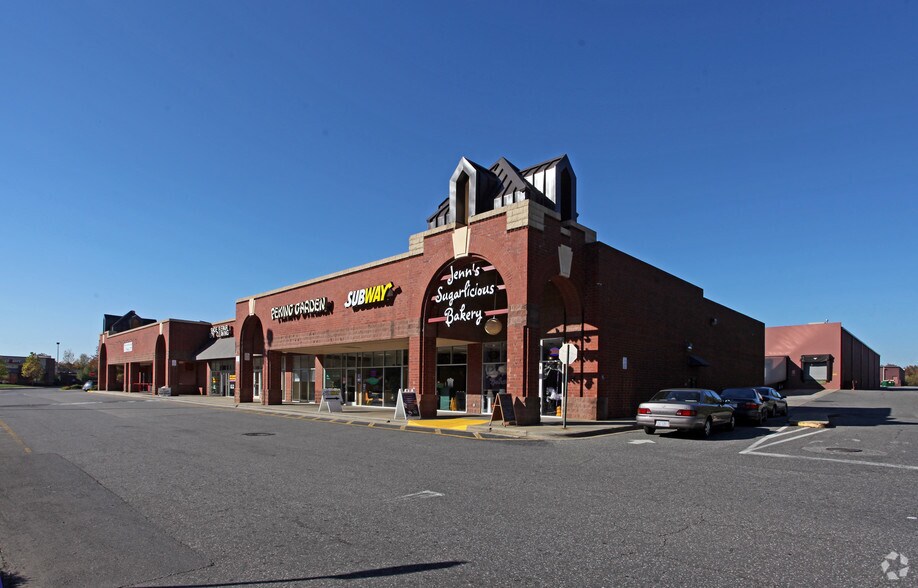 More Photos Of 2924-3036 E Franklin Blvd, Gastonia Unknown For Lease