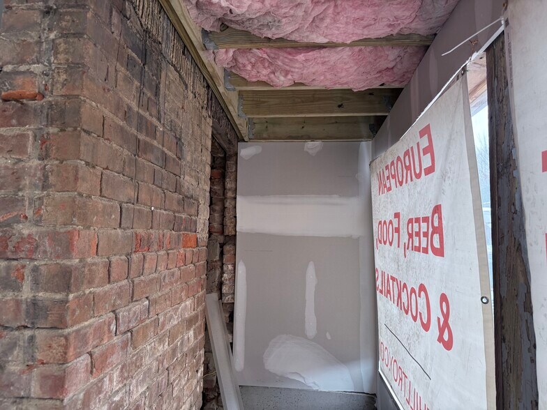 More Photos Of 377 Congress St, Troy General Retail For Sale