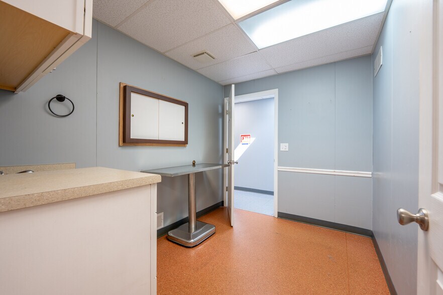 More Photos Of 5767 PA-981 Hwy, Latrobe Medical For Sale