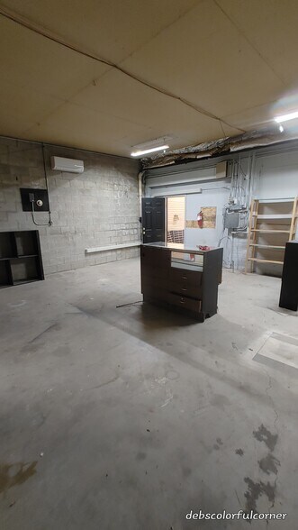 More Photos Of 162 E Main St, Klamath Falls Freestanding For Sale