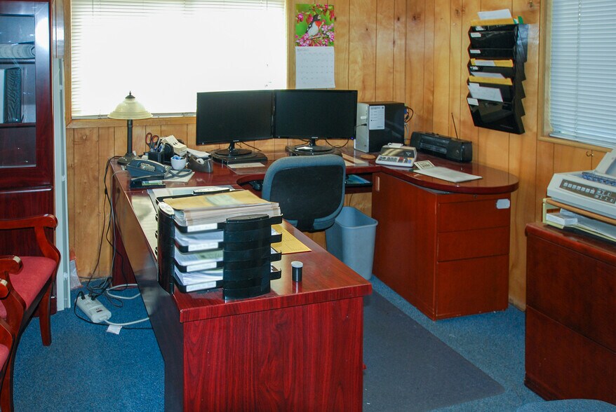 More Photos Of 24432-24600 Pacific Hwy S, Kent Land For Lease