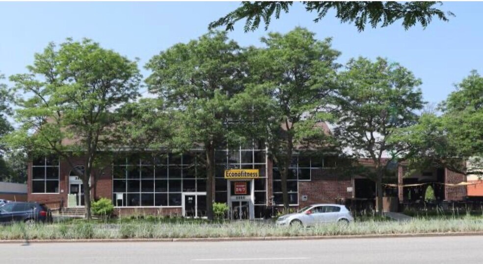 Primary Photo Of 2820-2894 Boul Saint-Charles, Kirkland General Retail For Lease
