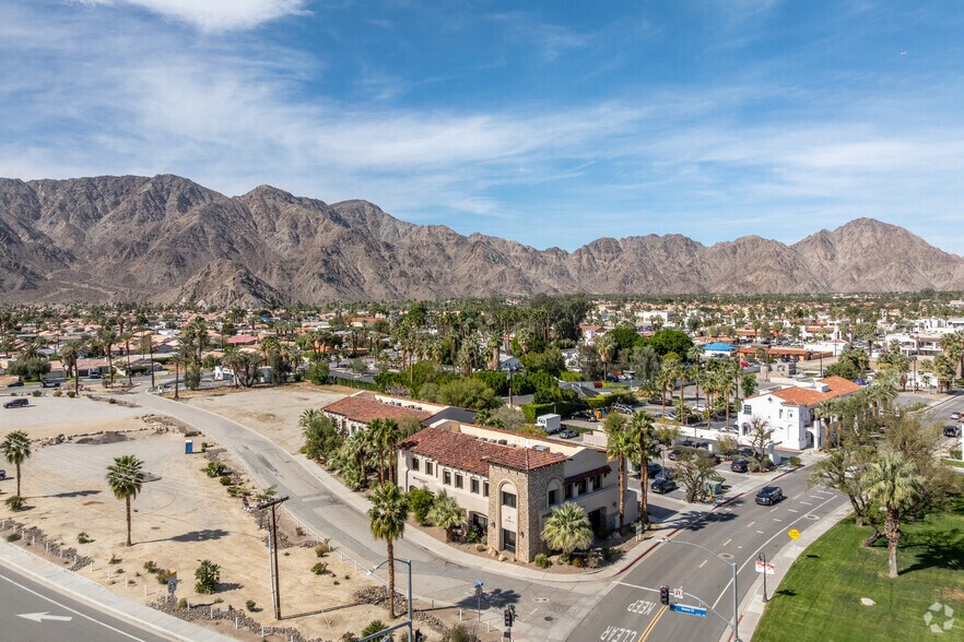 More Photos Of 51625 Desert Club Dr, La Quinta Loft Creative Space For Lease