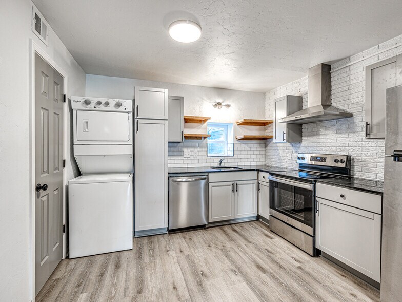 More Photos Of 127 N Duck St, Stillwater Apartments For Sale