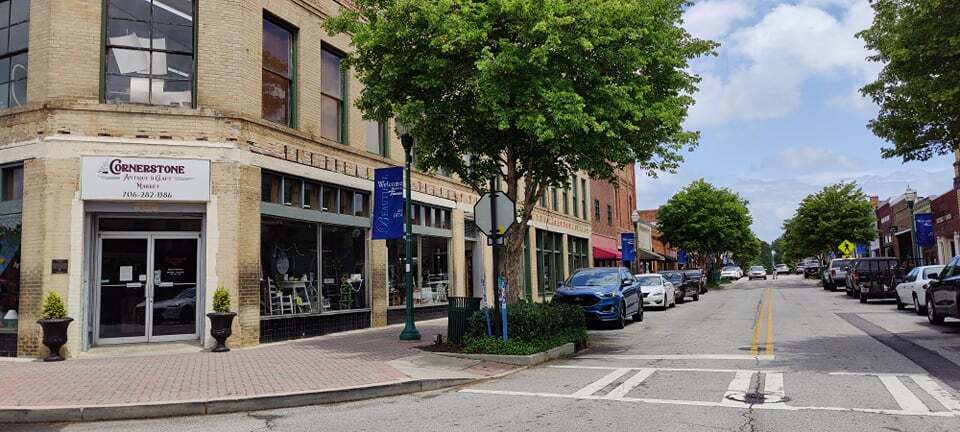 More Photos Of 79 Doyle St, Toccoa Office For Sale