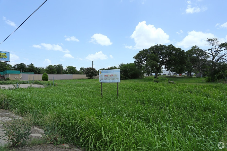 More Photos Of 4361 S Congress Ave, Austin Apartments For Sale