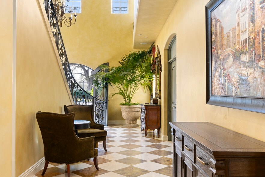 More Photos Of 1210 Arden Hills Ln, Sacramento Specialty For Sale