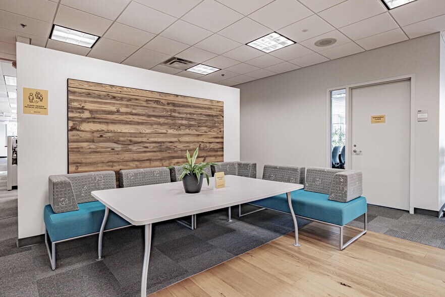 More Photos Of 6 Ashley Dr, Scarborough Office For Lease