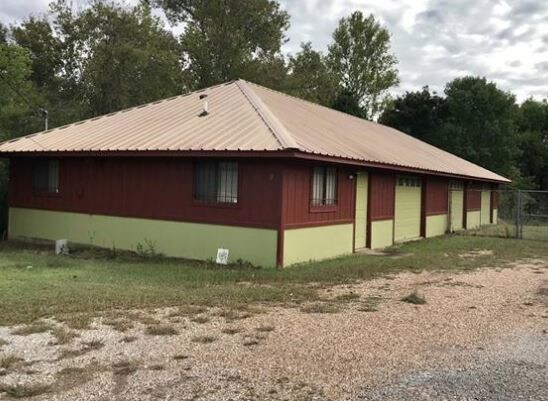 More Photos Of 530 E Hwy 69, Denison Office For Sale