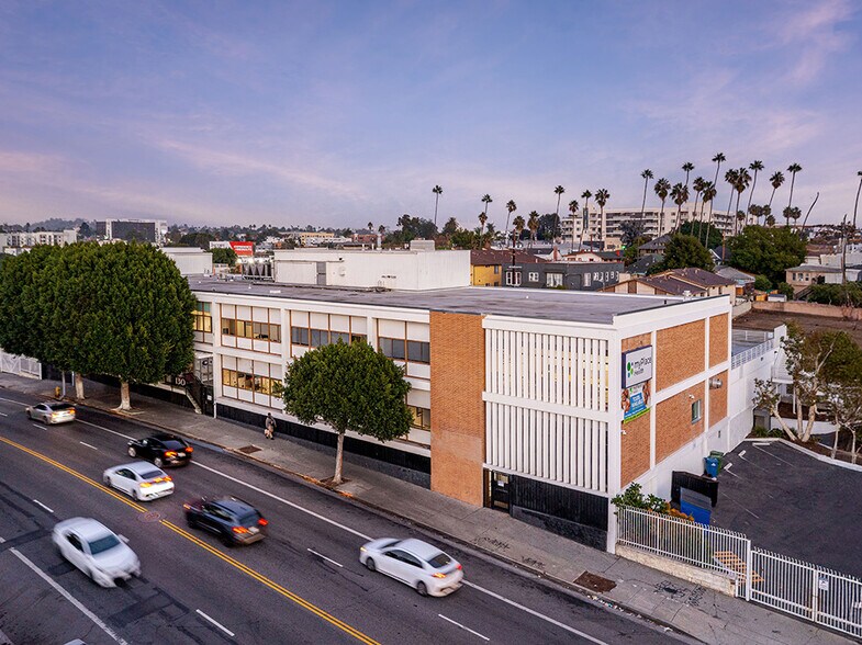 More Photos Of 130 S Alvarado St, Los Angeles Medical For Sale