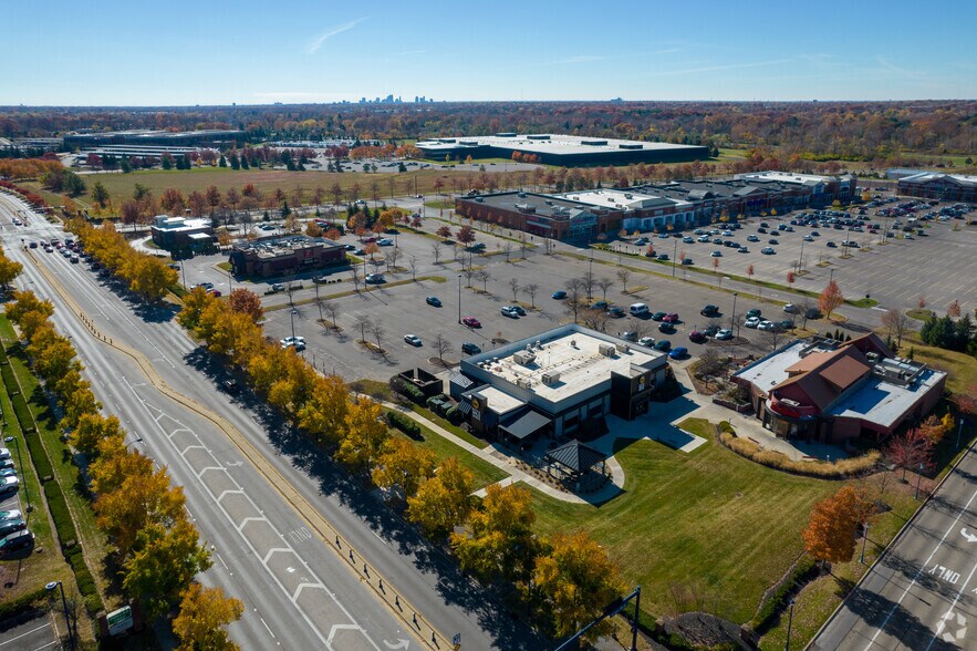 More Photos Of 3977 Morse Crossing, Columbus Restaurant For Lease
