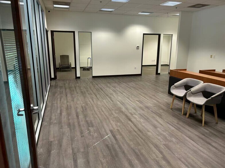 More Photos Of 975 Cobb Place Blvd NW, Kennesaw Light Distribution For Lease