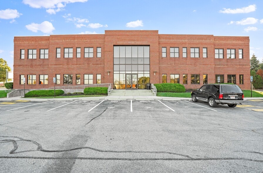 More Photos Of 4661 Sawmill Rd, Upper Arlington Medical For Lease