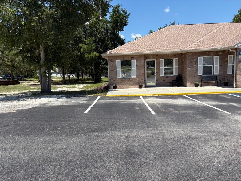 More Photos Of 15151 S US Highway 441, Summerfield Medical For Sale