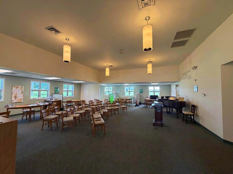 More Photos Of 640 Blairs Ferry Rd NE, Cedar Rapids Religious Facility For Sale