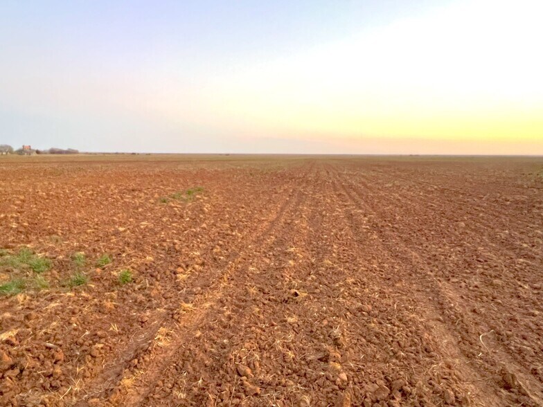 More Photos Of 1st St & Wilburn Ave St, Hollister Contractor Storage Yard For Sale