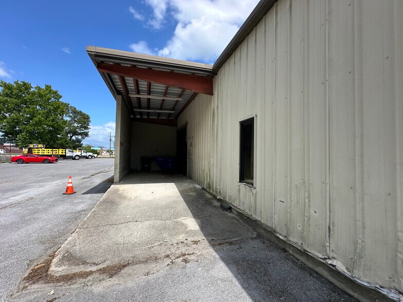 More Photos Of 724 Bell Fork Rd, Jacksonville Office For Lease