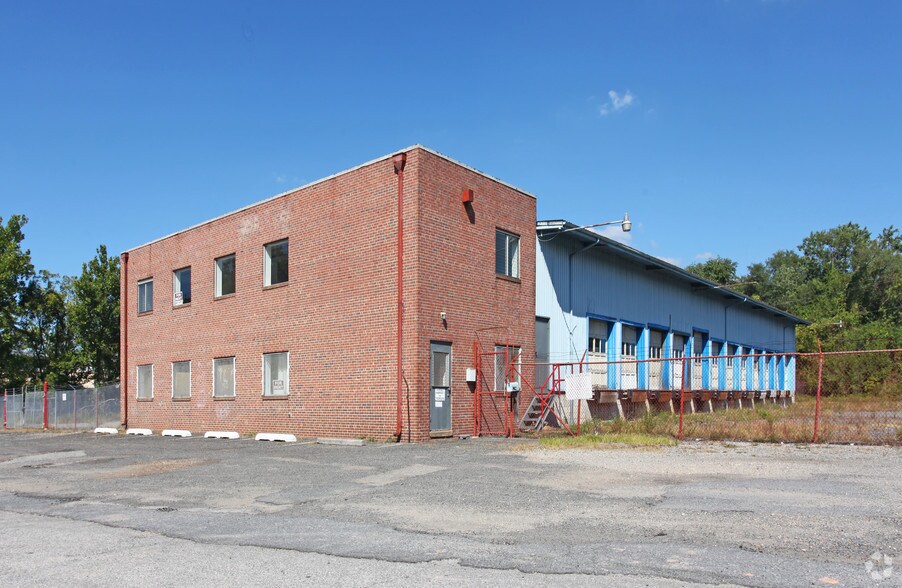 Primary Photo Of 2324 Eskow Ave, Halethorpe Warehouse For Lease