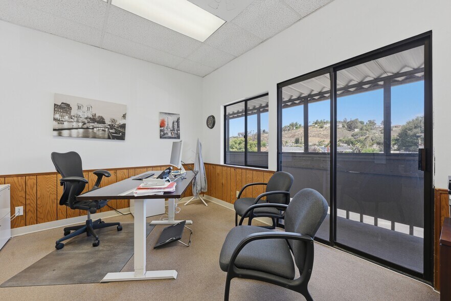 More Photos Of 14010 Poway Rd, Poway Freestanding For Sale
