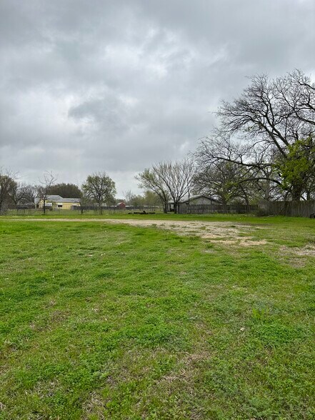 More Photos Of Fannin, Greenville Land For Sale