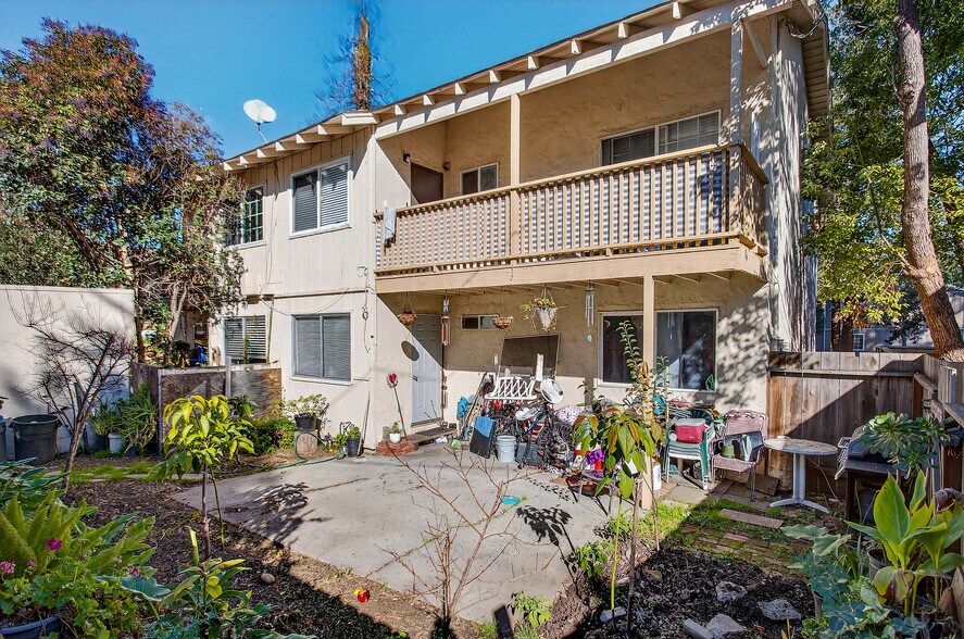 More Photos Of 5653 Via Monte Dr, San Jose Apartments For Sale