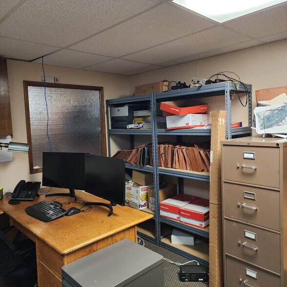 More Photos Of 320 N 20th Ave, Pasco Office For Lease